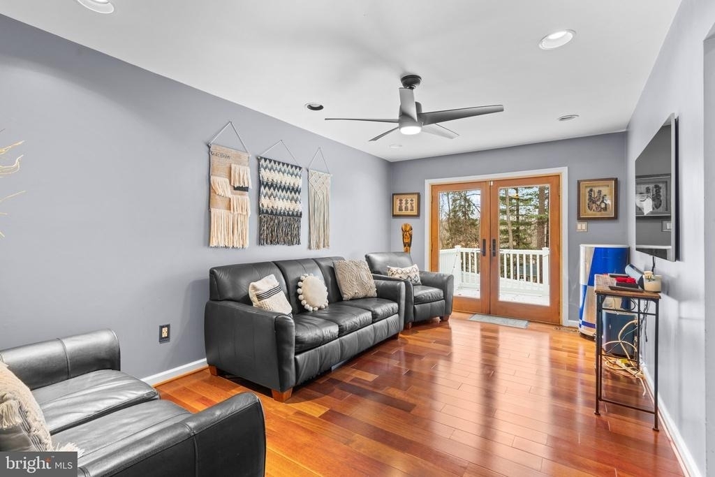 24 Jameson Lane - Photo 19