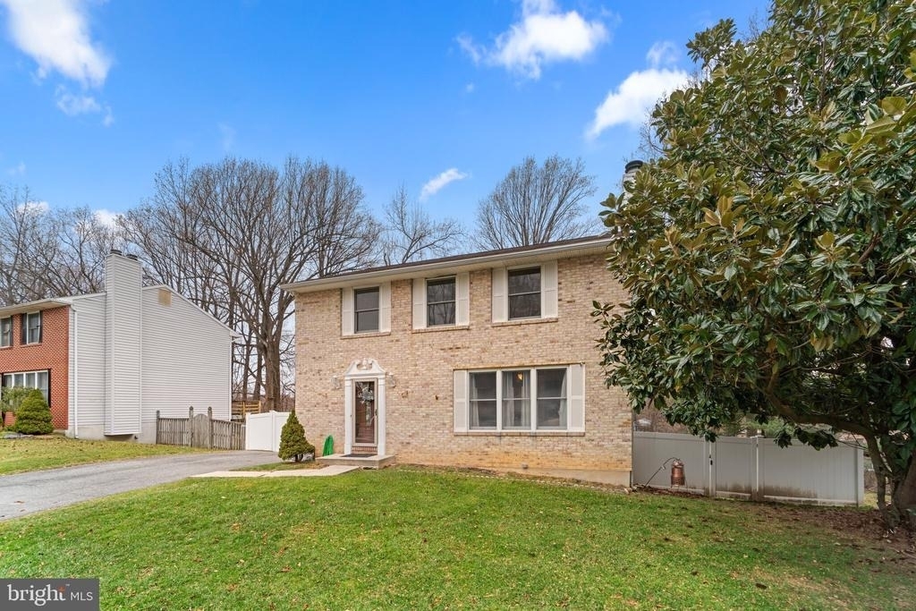 24 Jameson Lane - Photo 3