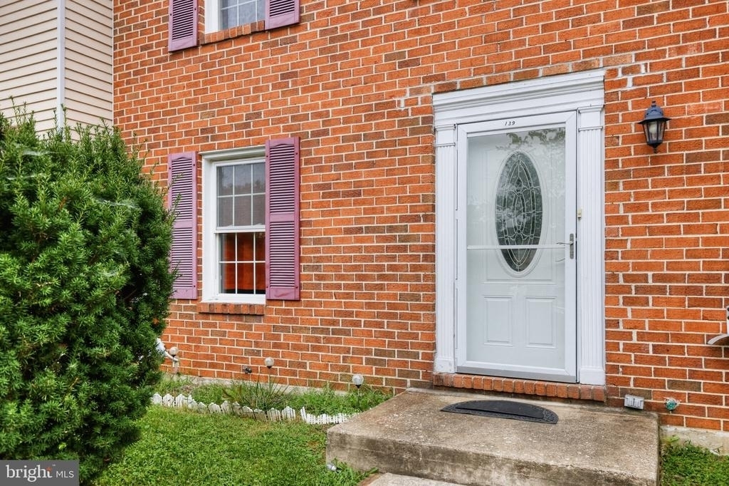 139 Orange Court - Photo 33