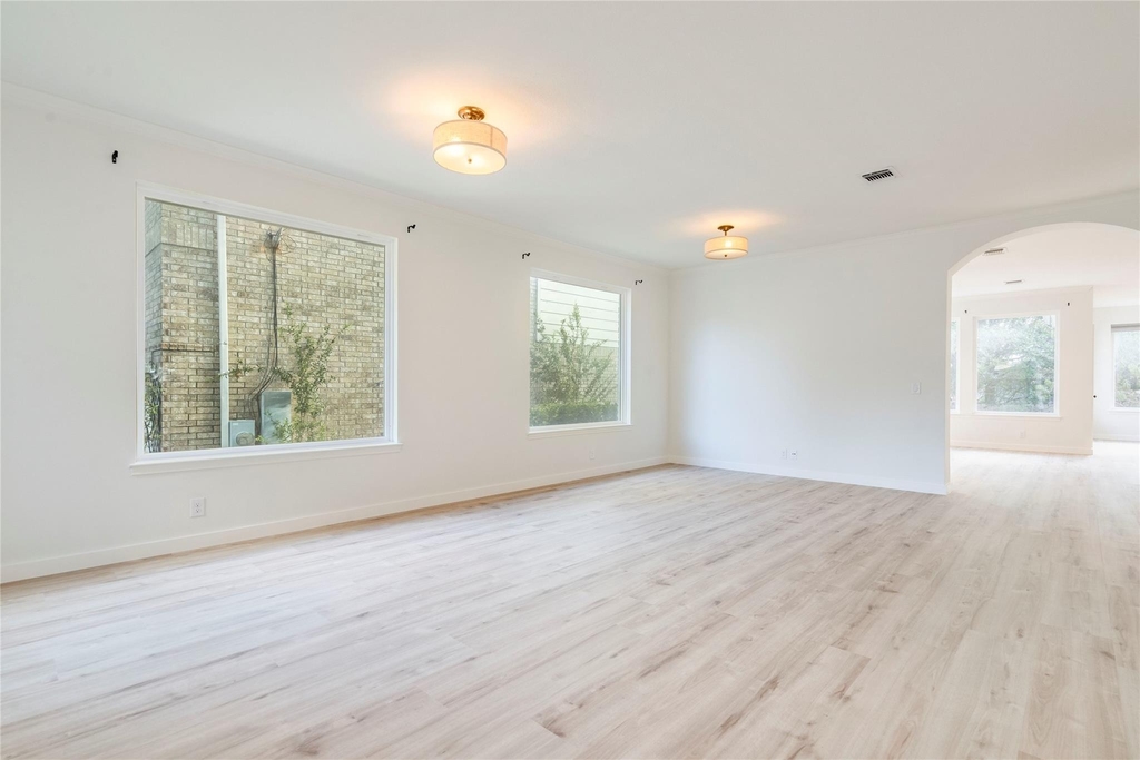 3315 Santee Dr - Photo 6