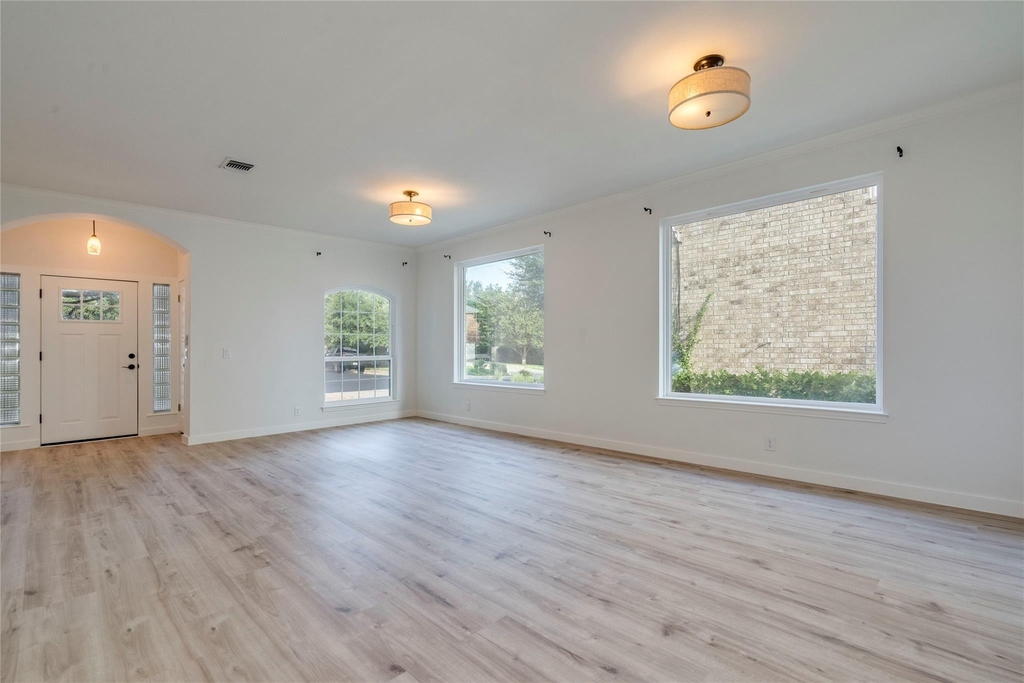 3315 Santee Dr - Photo 7