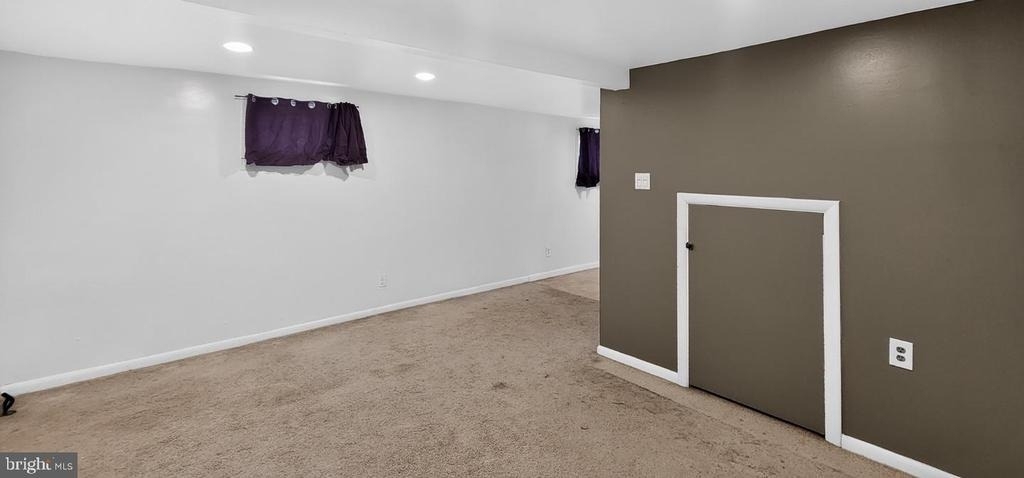 300 Maiden Choice Lane - Photo 11