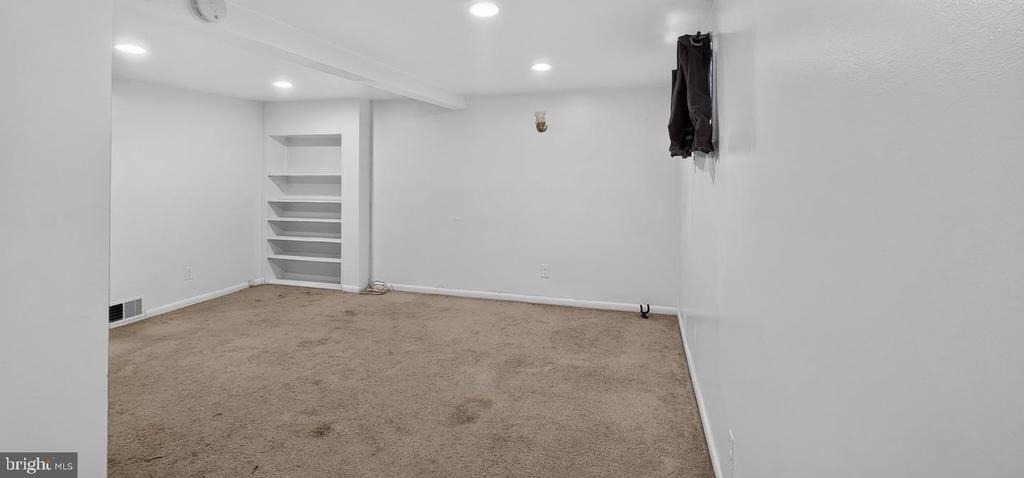 300 Maiden Choice Lane - Photo 9