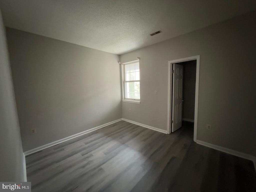 7206 Bogley Road - Photo 22