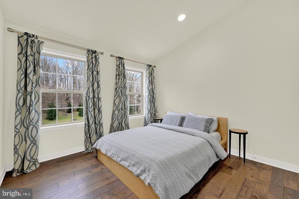 13914 Fox Hill Road - Photo 18