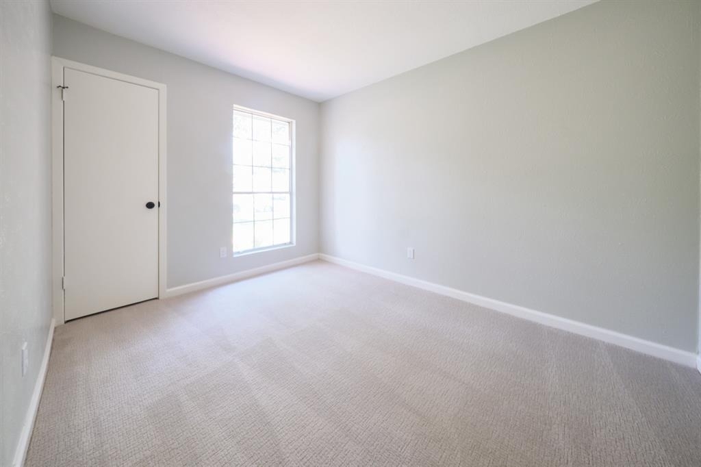 3907 Tamil St - Photo 8
