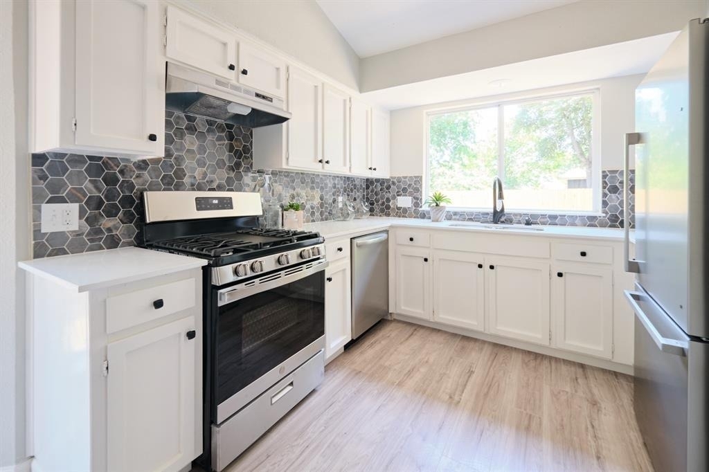 3907 Tamil St - Photo 4