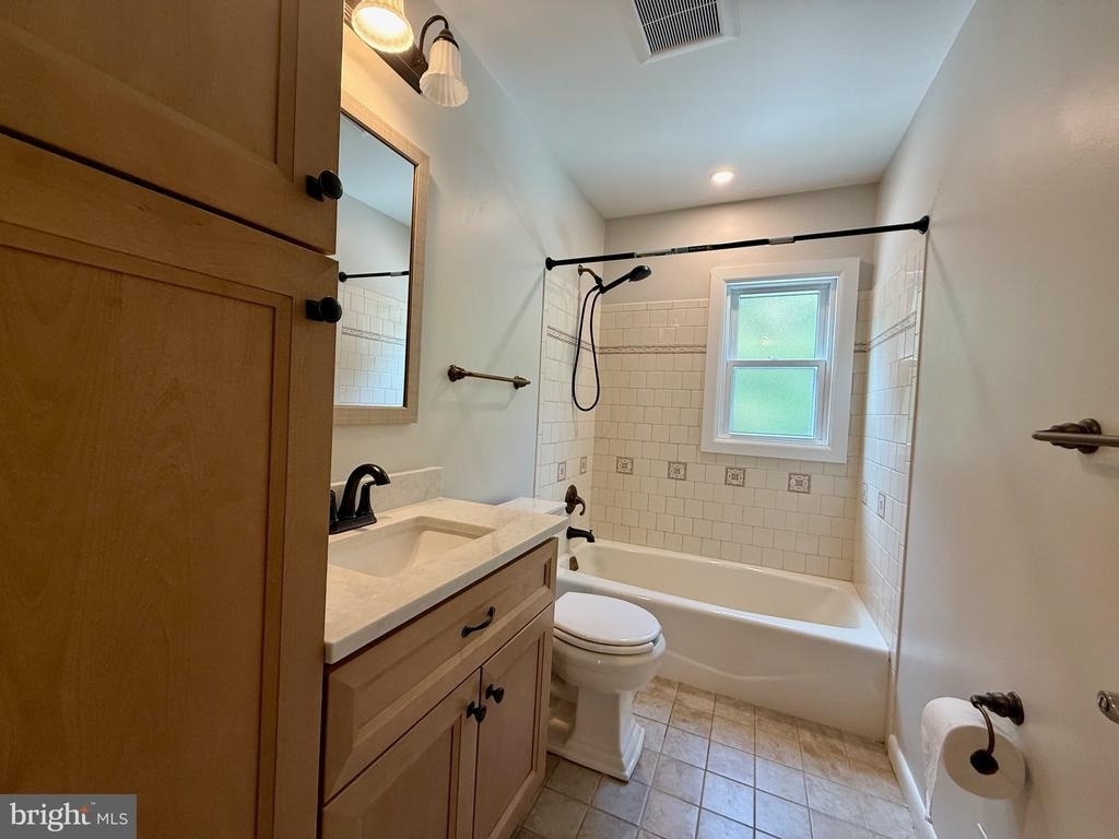 1040 Marleigh Circle - Photo 8