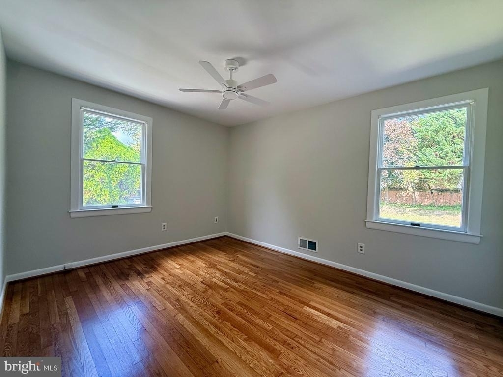 1040 Marleigh Circle - Photo 7