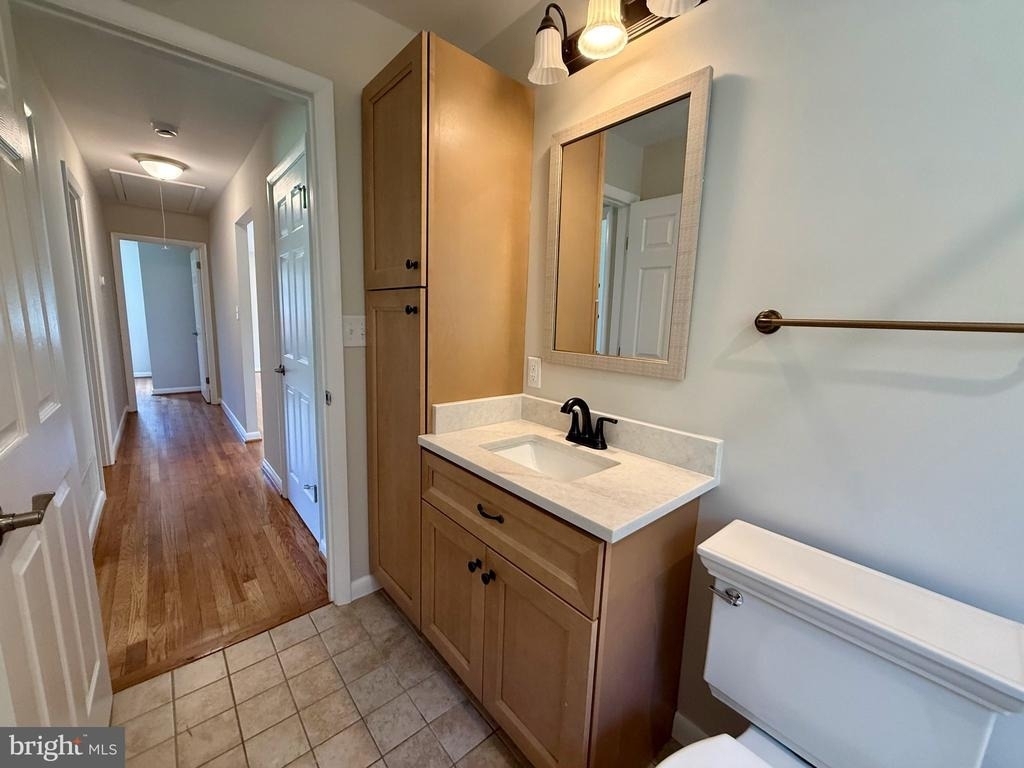 1040 Marleigh Circle - Photo 9