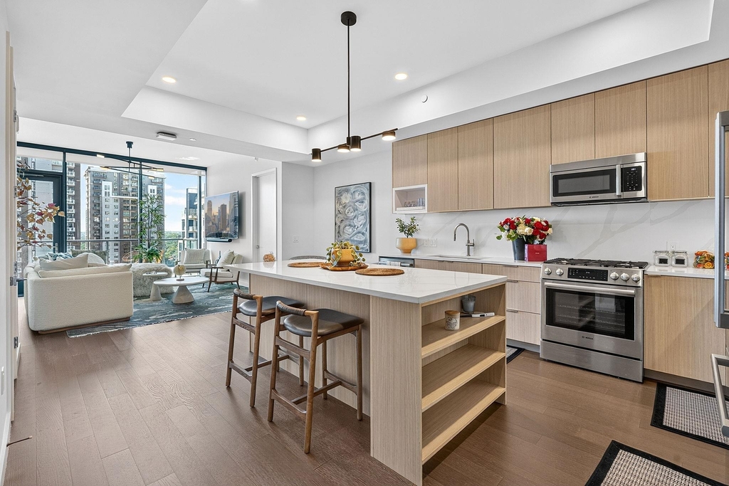 700 River St - Photo 5
