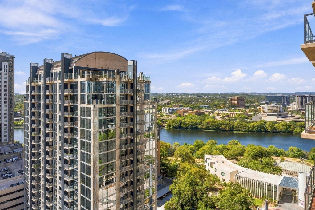 700 River St - Photo 0