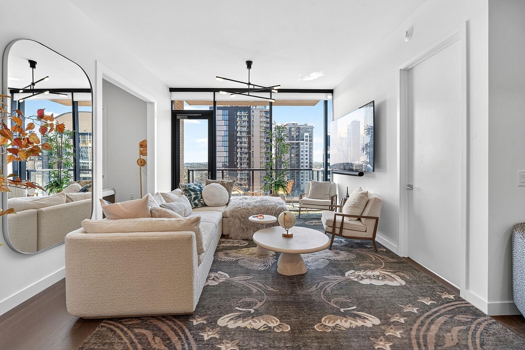 700 River St - Photo 1