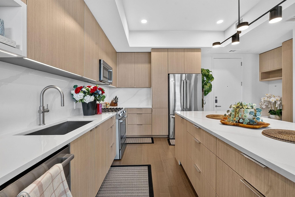 700 River St - Photo 6