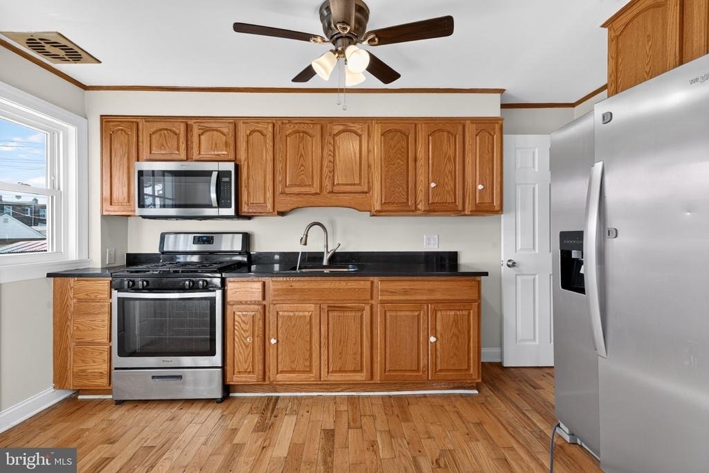 7531 Holabird Avenue - Photo 7