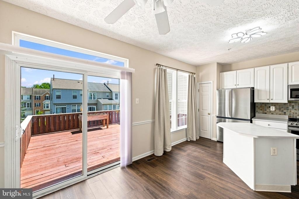 9739 Harvester Circle - Photo 10