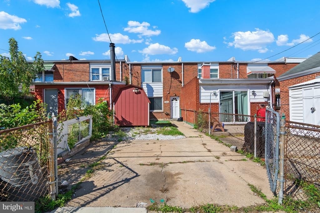 7941 E Baltimore Street - Photo 21