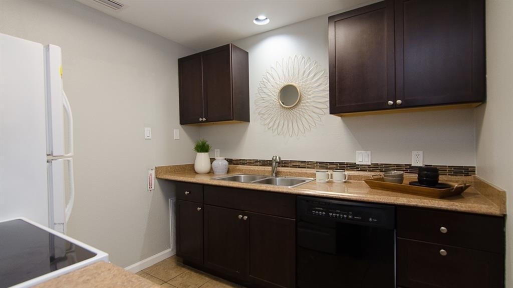 2529 Rio Grande St - Photo 5
