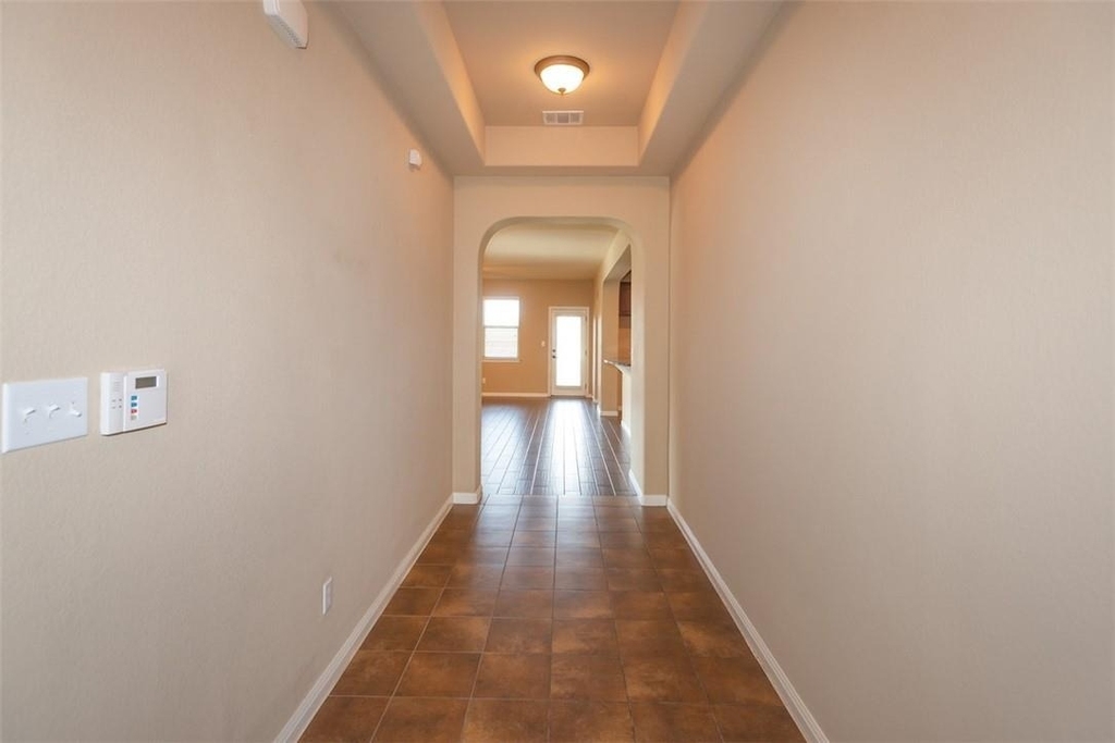 1078 Sussex Way - Photo 1
