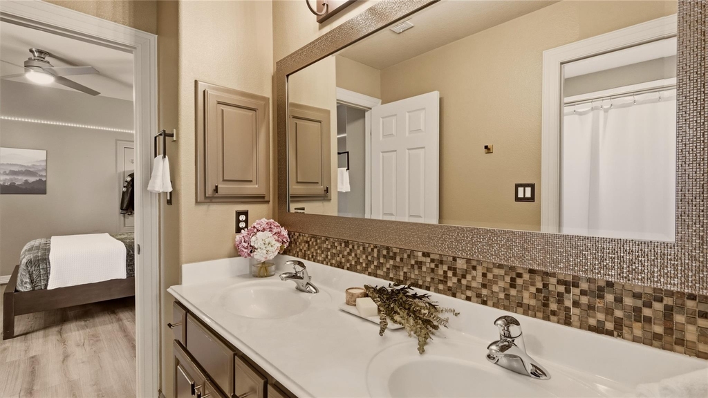12409 Capella Trl - Photo 29