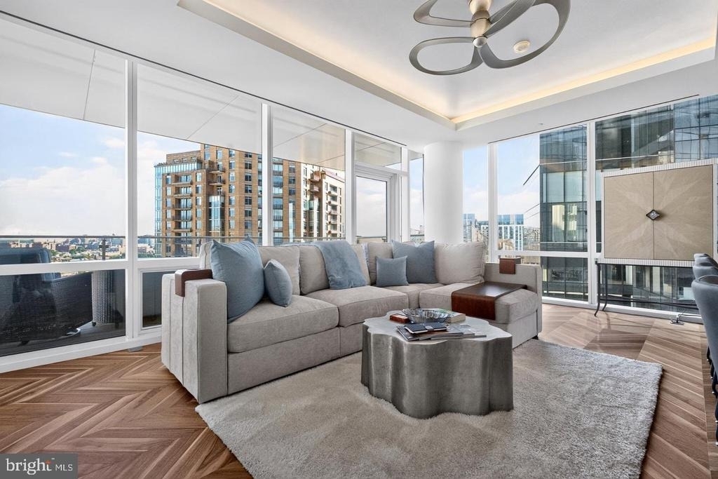 300 International Drive - Photo 39
