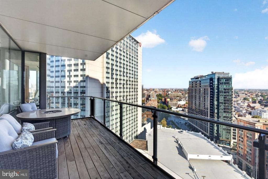 300 International Drive - Photo 28