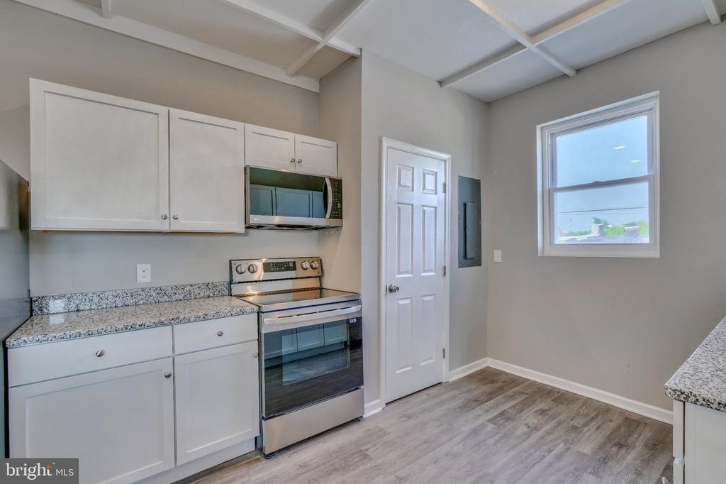3524 Keswick Road - Photo 10