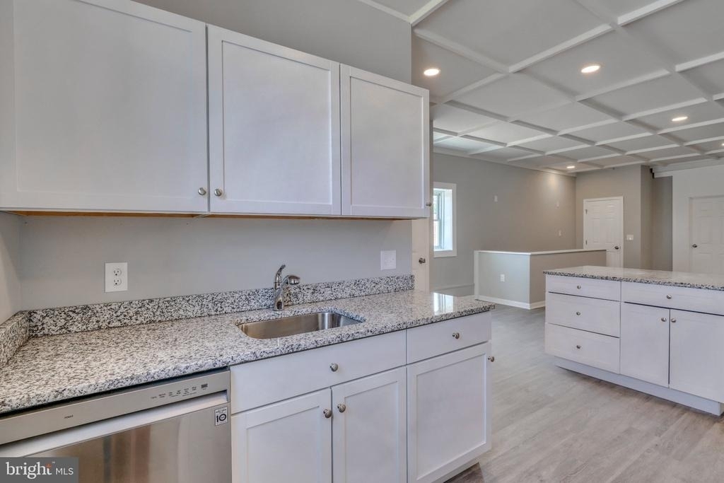 3524 Keswick Road - Photo 12