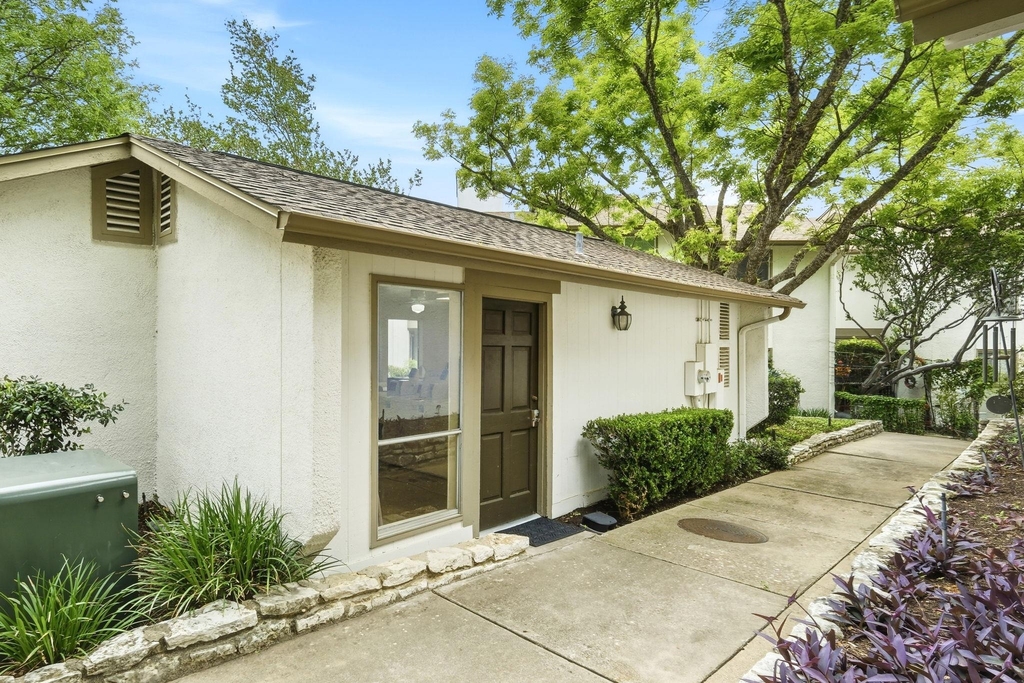 6910 Hart Ln - Photo 26