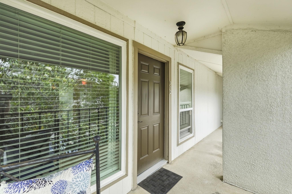 6910 Hart Ln - Photo 20
