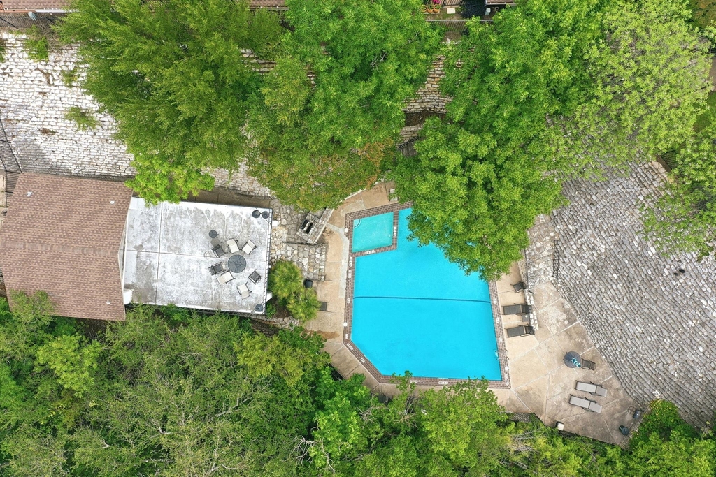 6910 Hart Ln - Photo 32