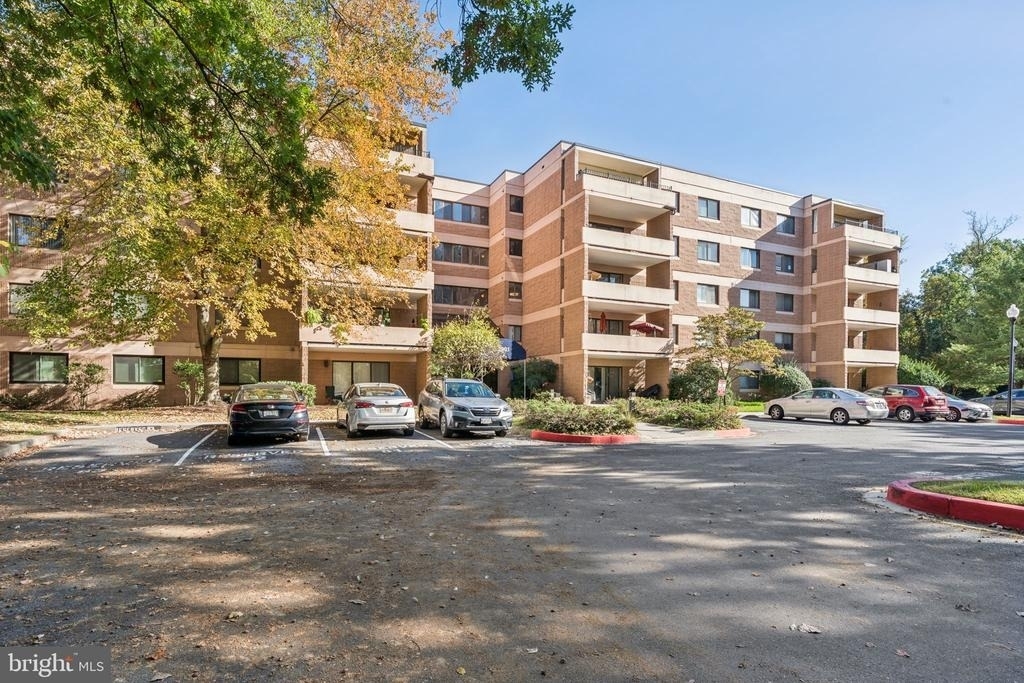 2901 Fallstaff Road - Photo 2