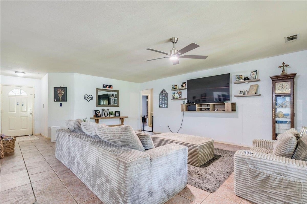 123 Crossroads Dr - Photo 7