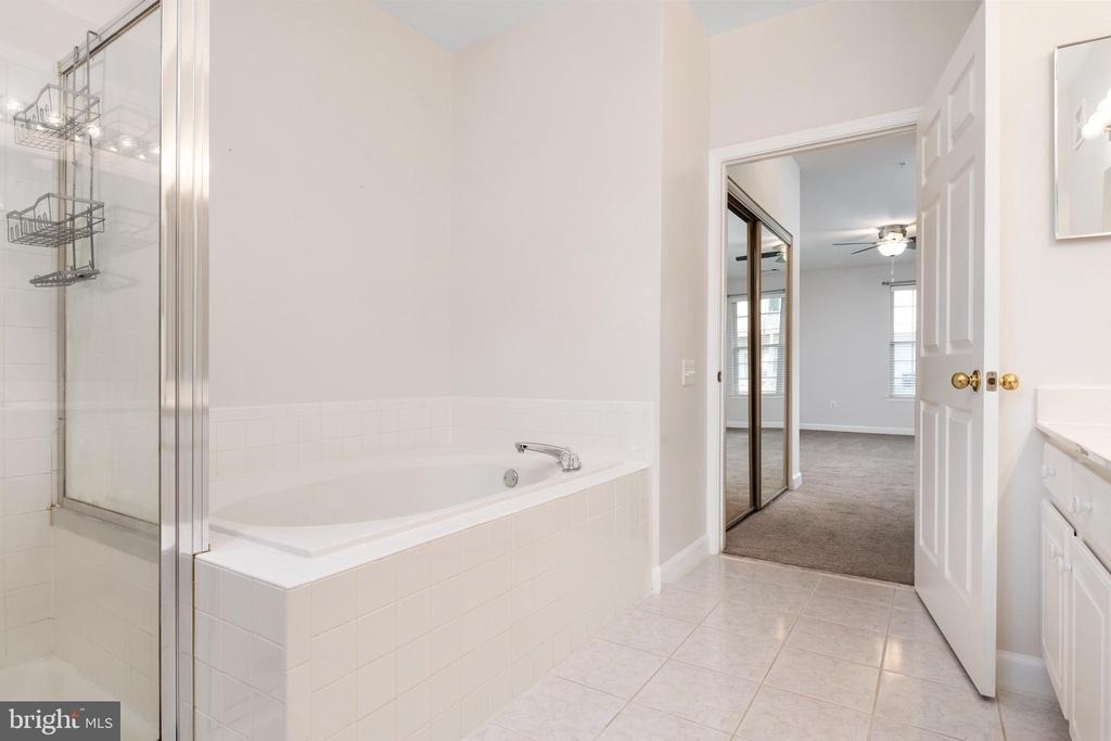 2703 Oak Leaf Court - Photo 19