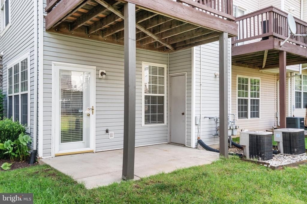 2703 Oak Leaf Court - Photo 21