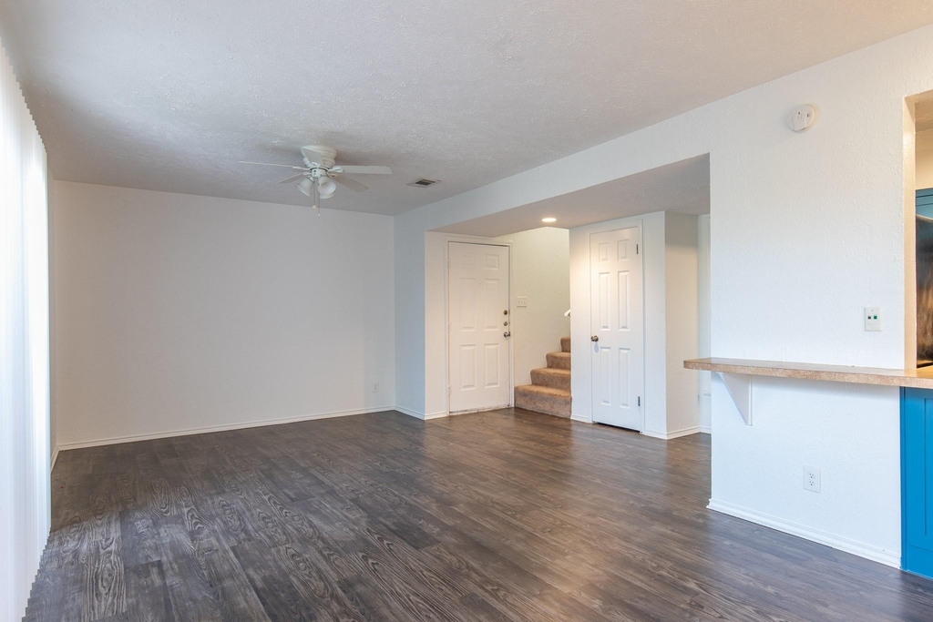 5506 Grover Ave - Photo 4