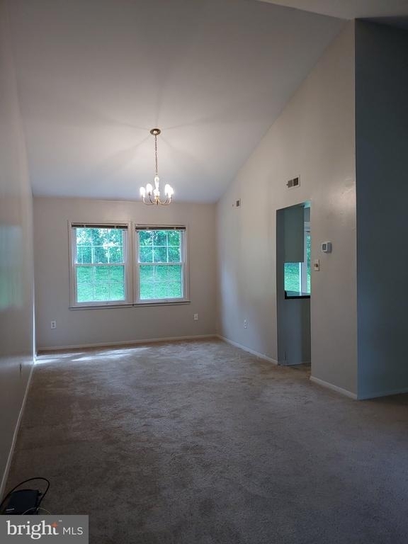 1910 Harcourt Avenue - Photo 5