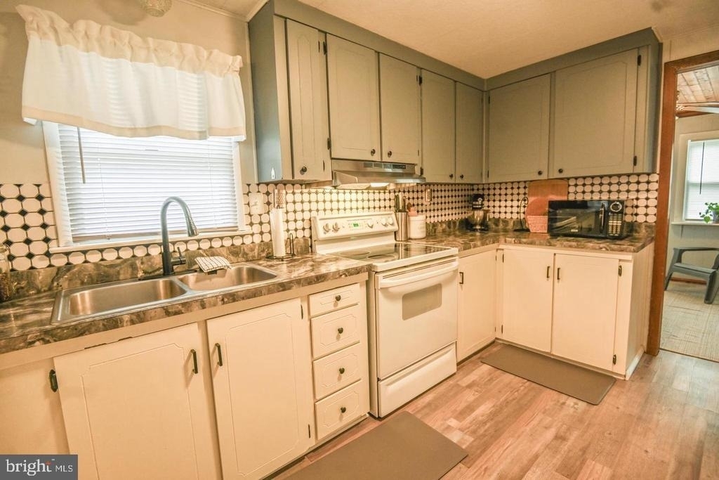 1522 Sappington Drive - Photo 8