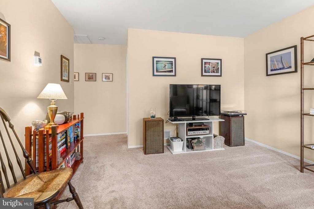 1308 Greyswood Road - Photo 5