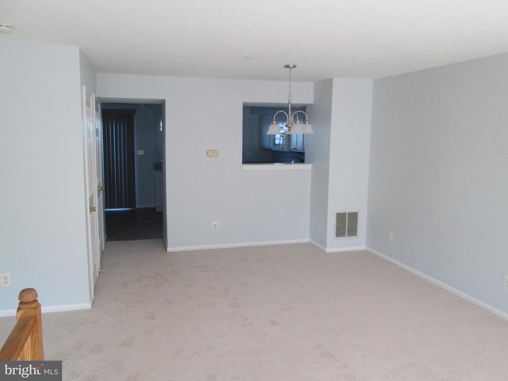 7959 River Rock Way - Photo 3