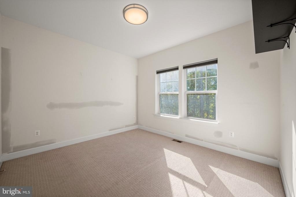 1523 Burnell Drive - Photo 46