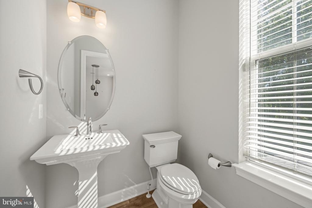 1523 Burnell Drive - Photo 30