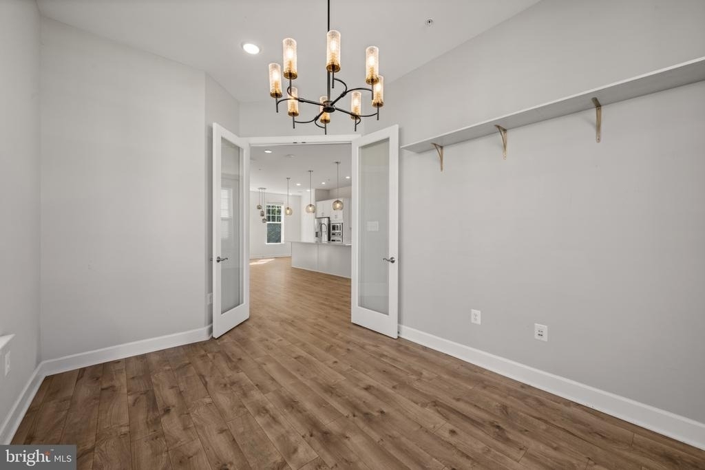 1523 Burnell Drive - Photo 28