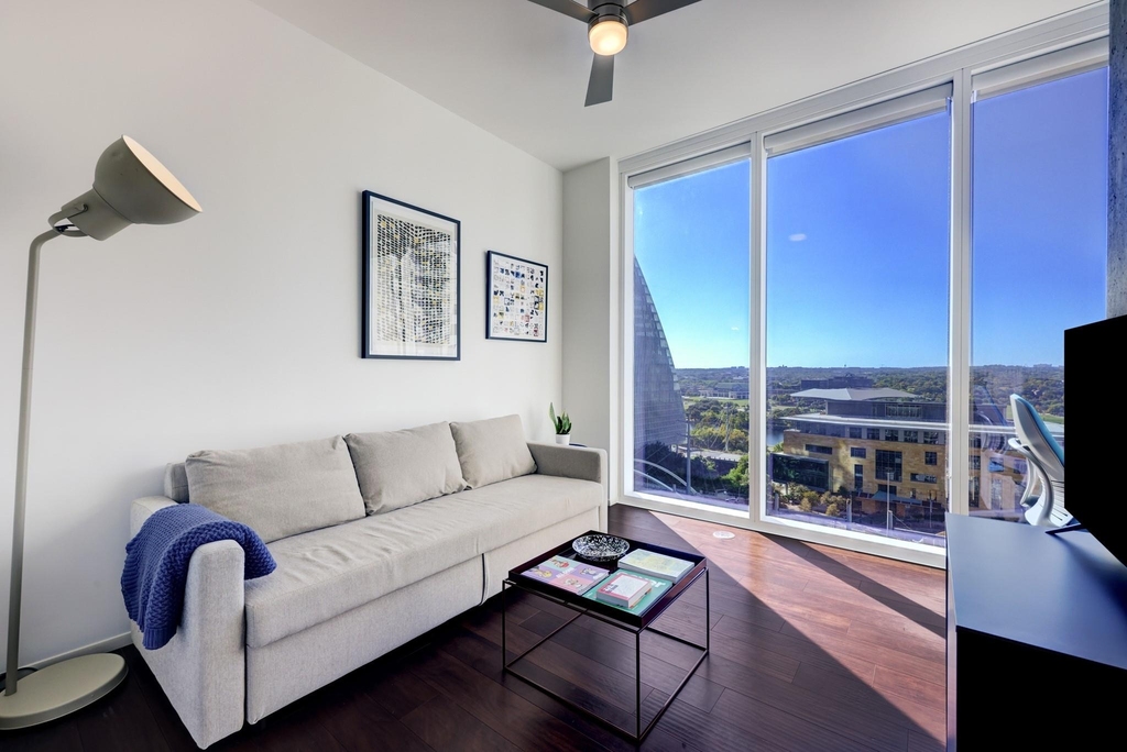 301 West Ave - Photo 20