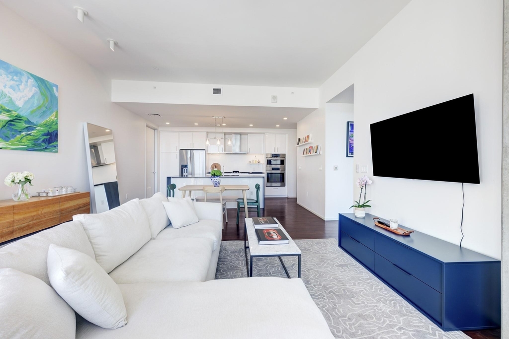 301 West Ave - Photo 14