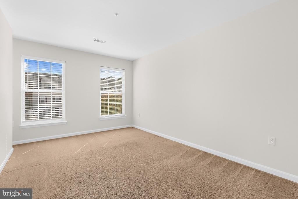 8738 Bright Meadow Court - Photo 17