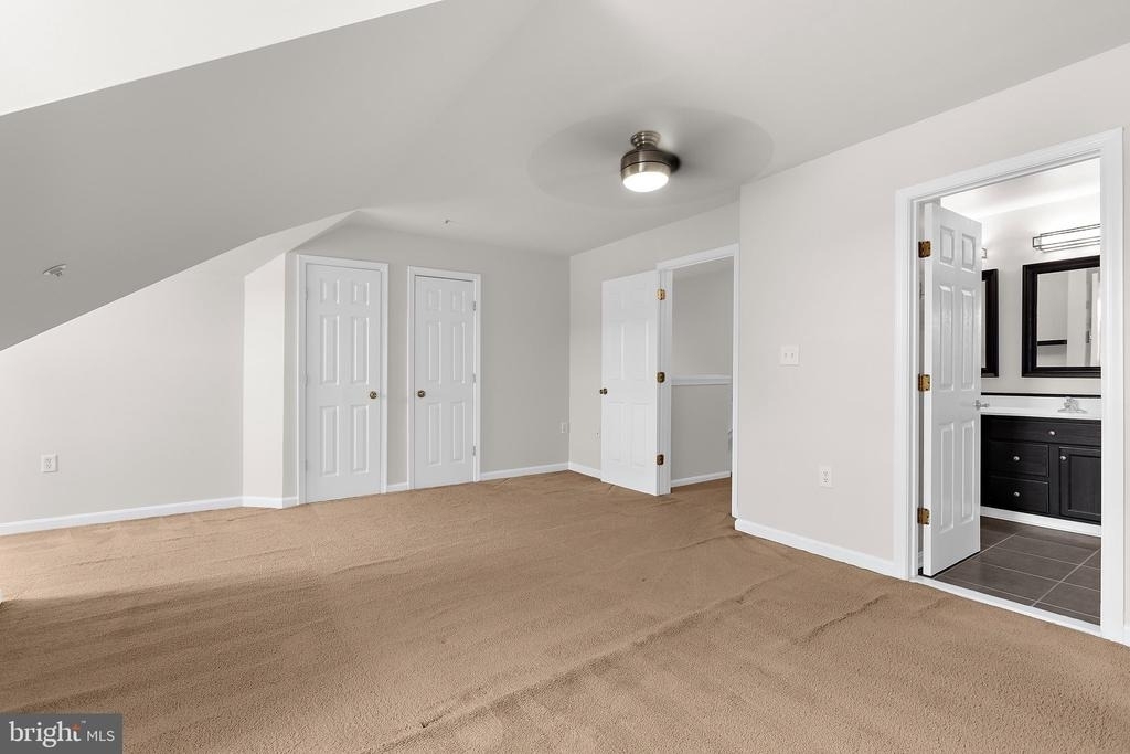 8738 Bright Meadow Court - Photo 23