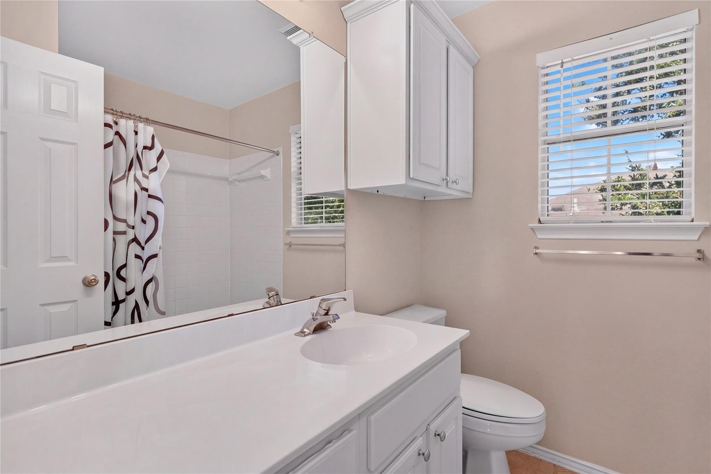 720 Settlement St - Photo 17