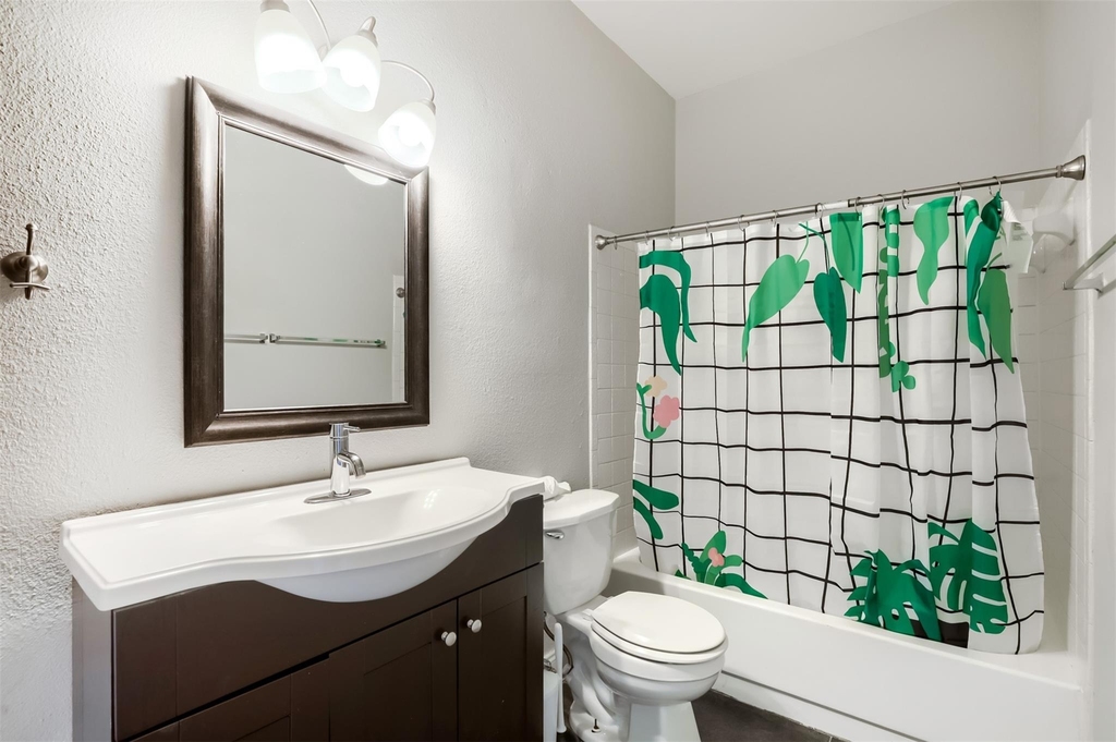 12166 Metric Blvd - Photo 7