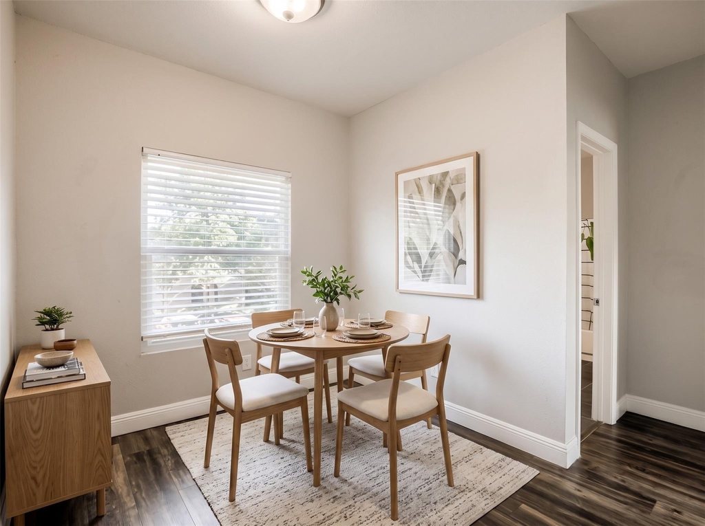 12166 Metric Blvd - Photo 3